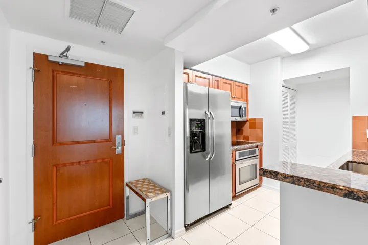 15-web-or-mls-A7402313