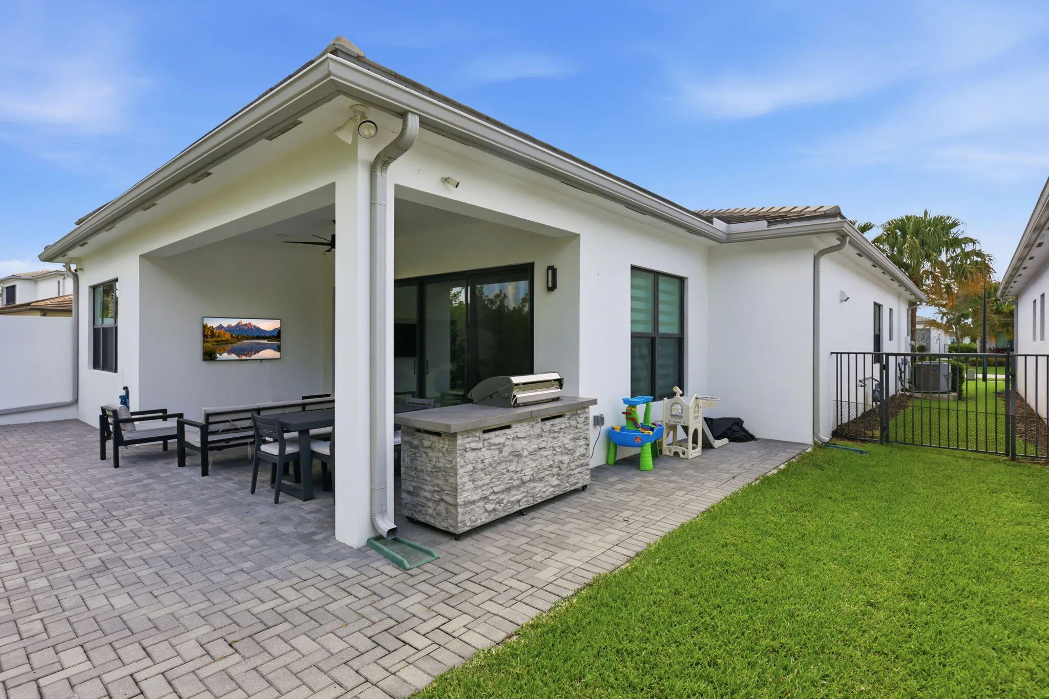 Property photo 31
