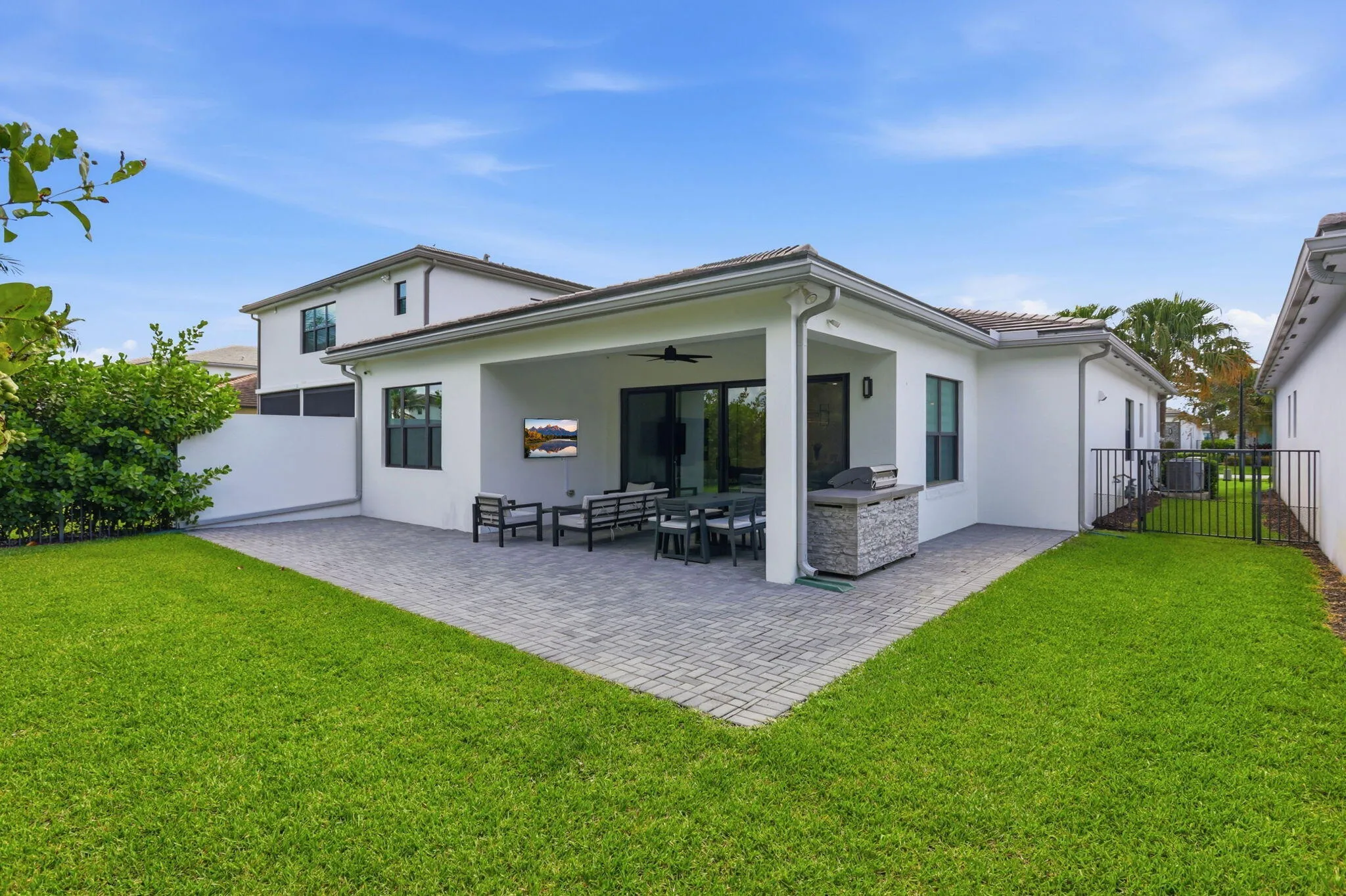 Property photo 33