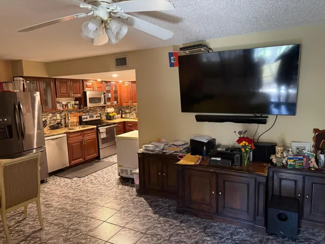 Florida room 2