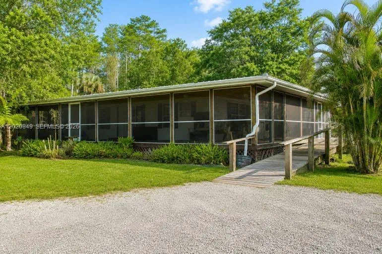 Property photo 37