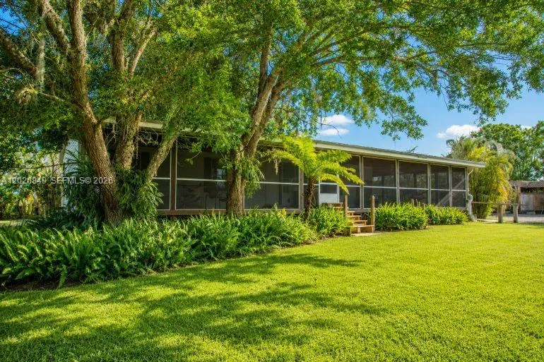 Property photo 44