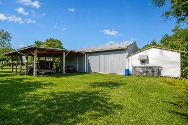 Property photo 38