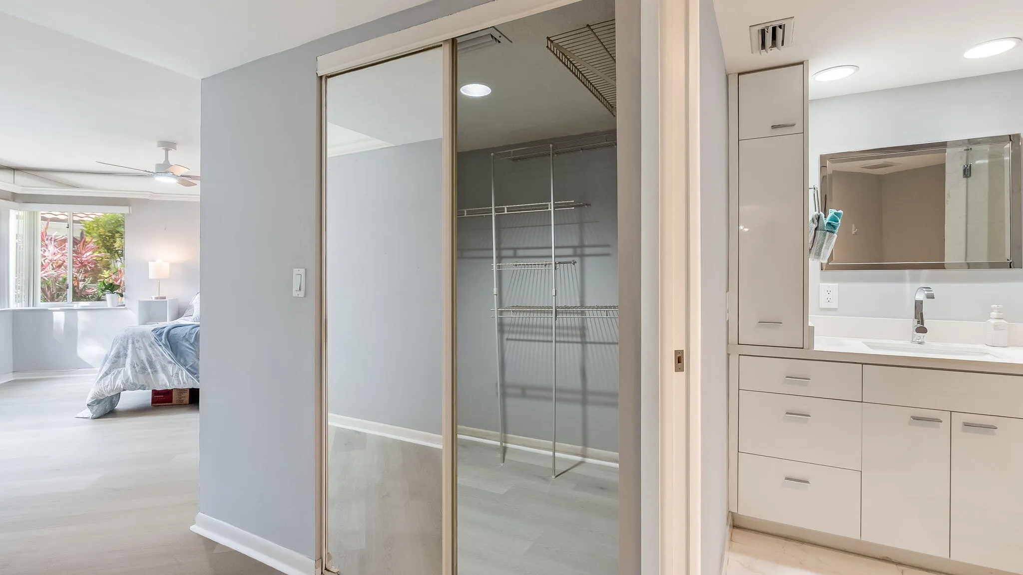 Primary Bedroom Entrance