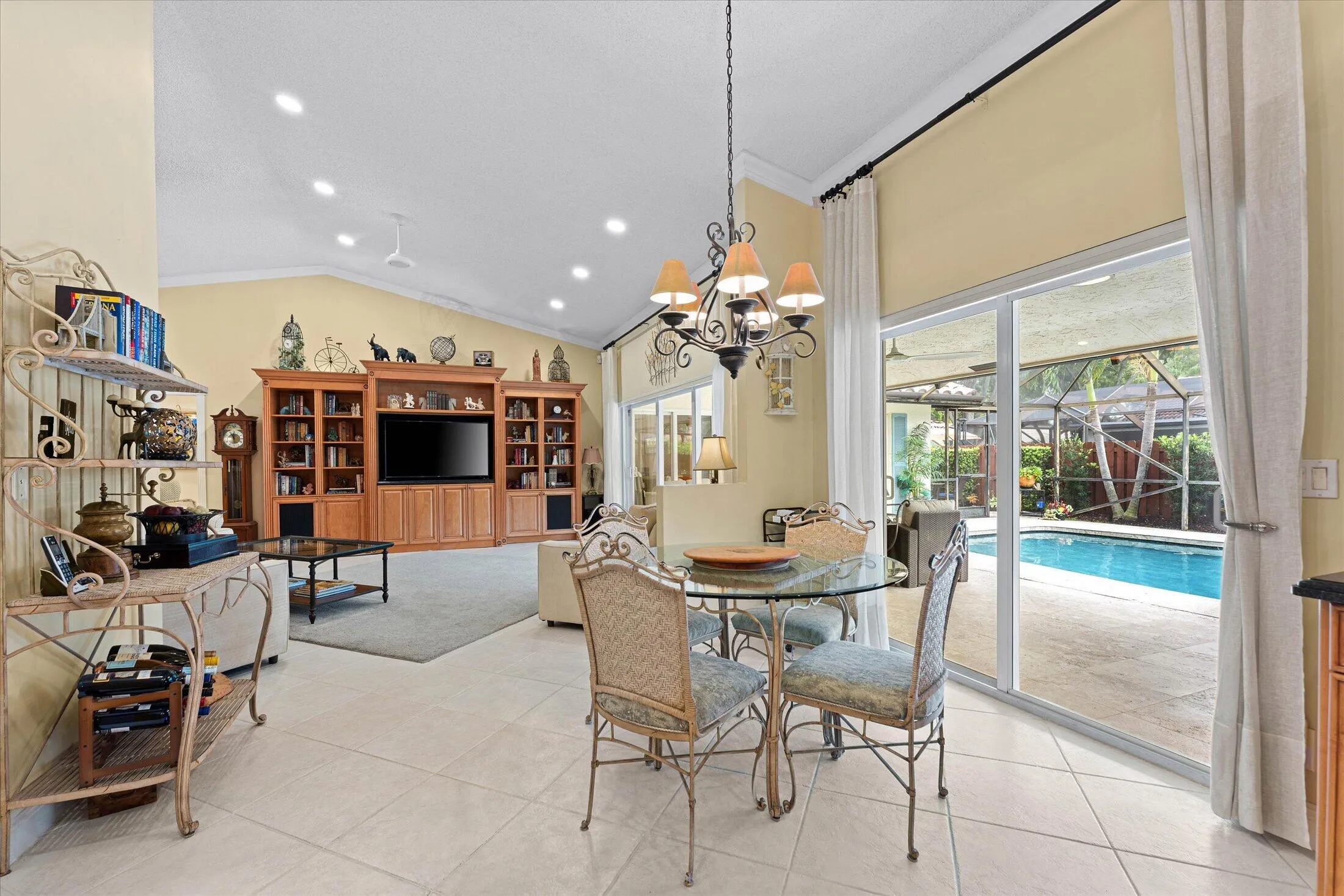 Breakfast Nook