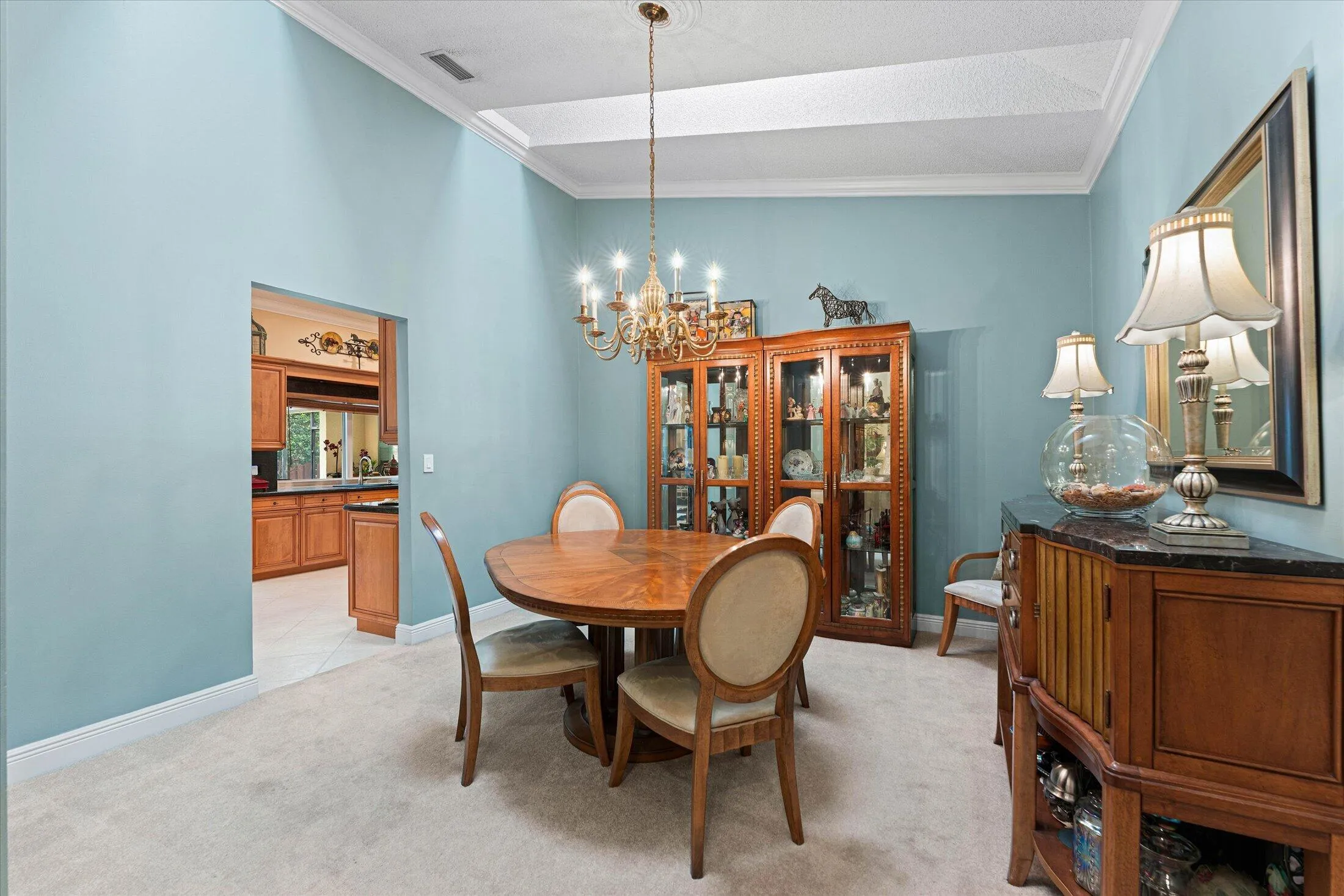 Formal Dining