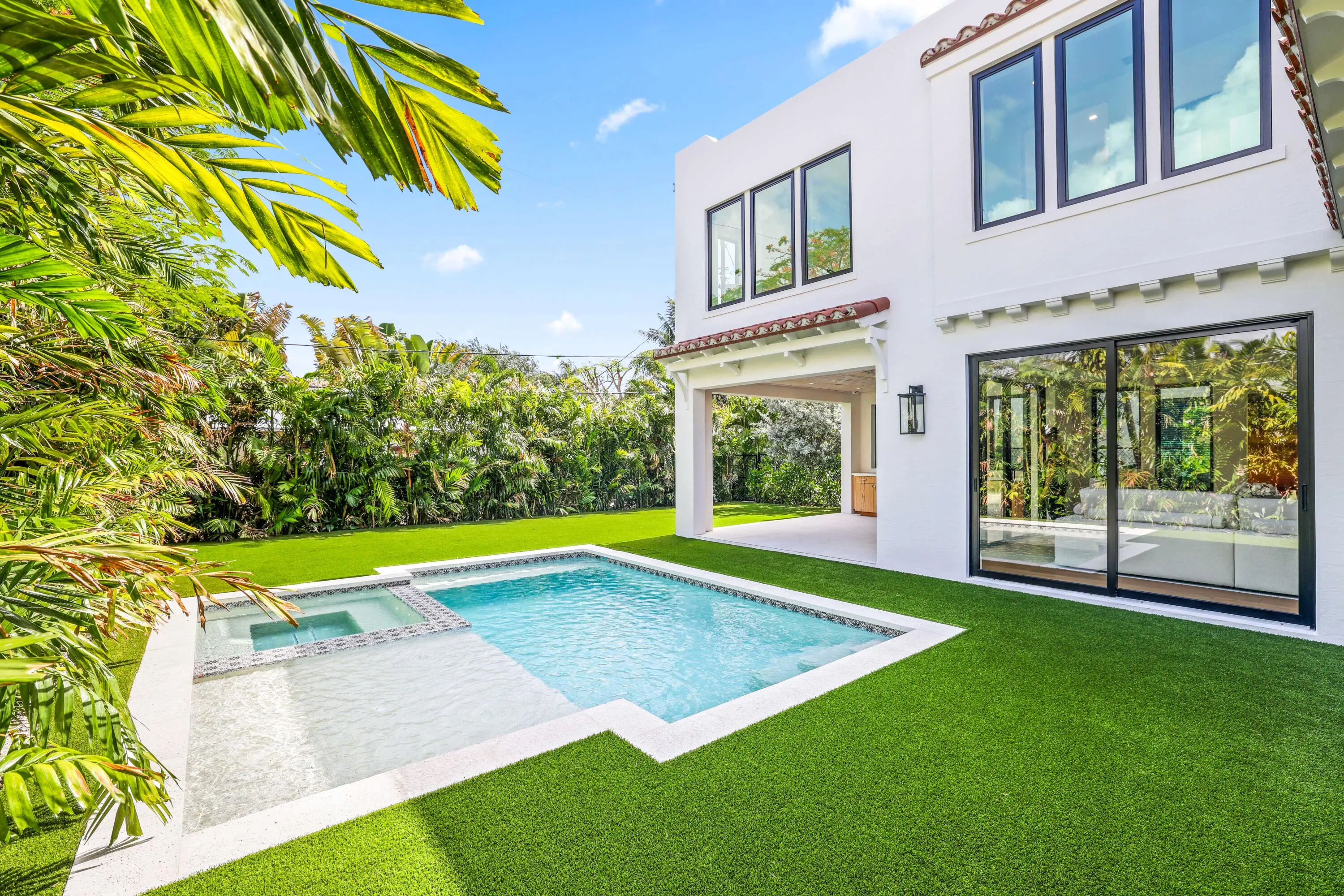 Heated Swimming Pool & Spa Cooling T
