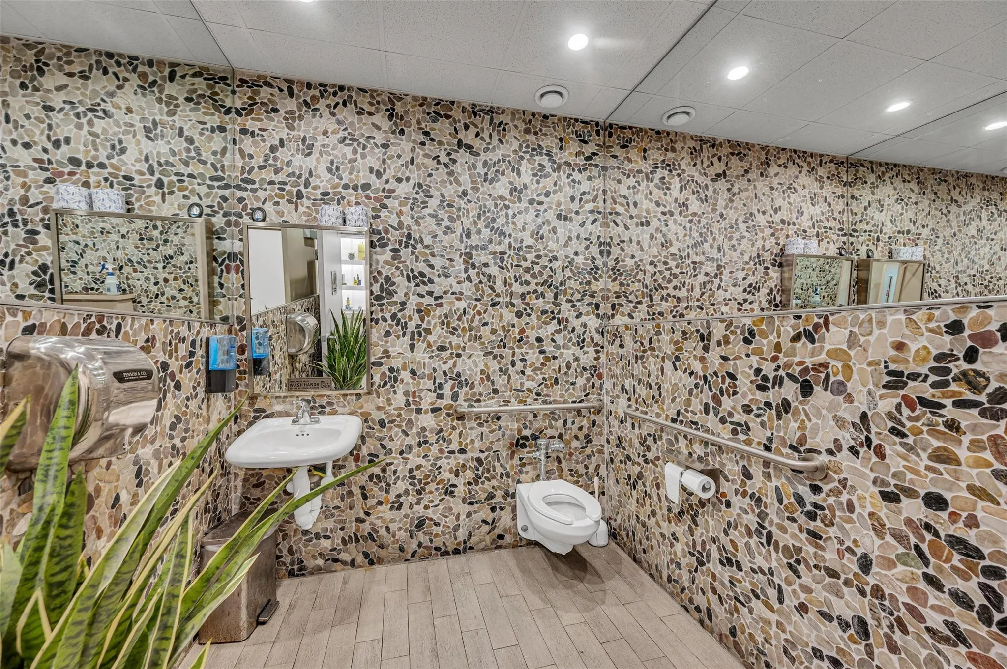 Property photo 27