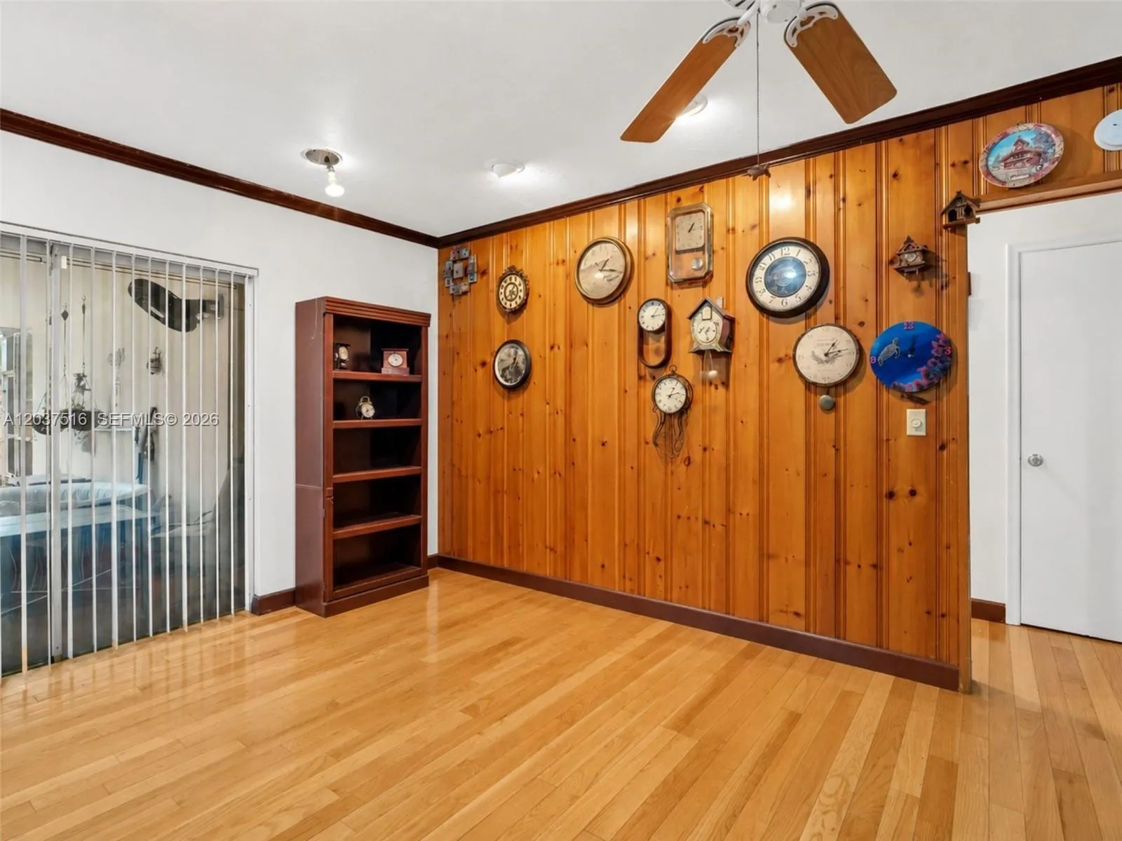 Home office or 5th bedroom