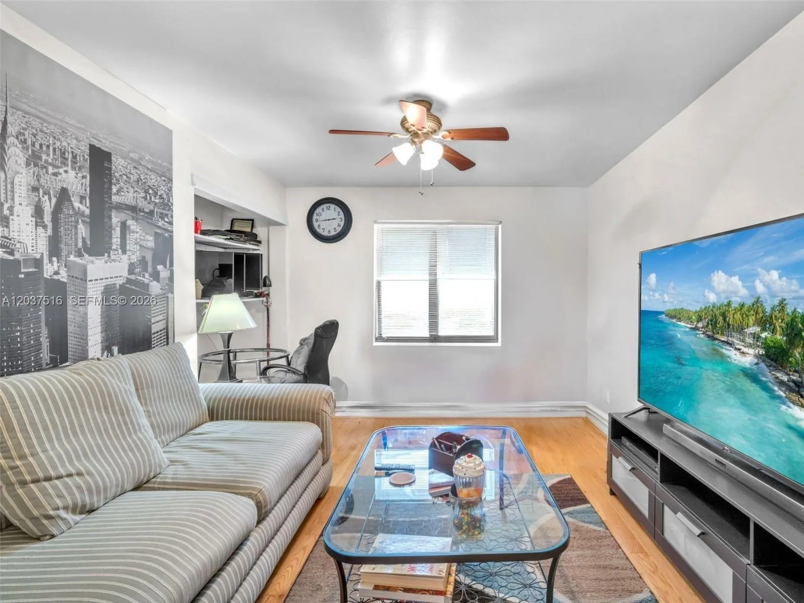 Originally, the 4th bedroom, owner may close if requested.