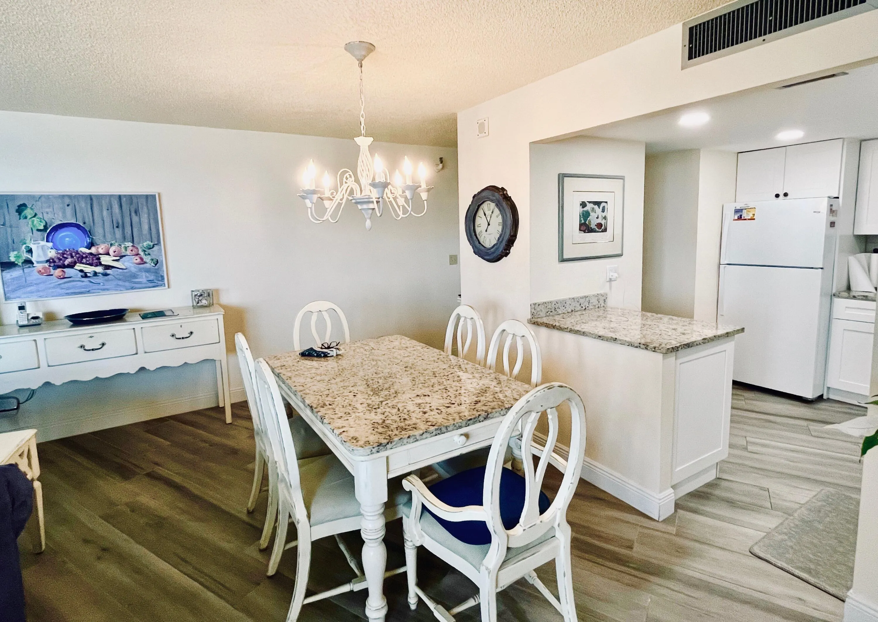 DINING - KITCHEN AREA