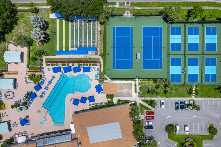 Clubhouse-Amenities