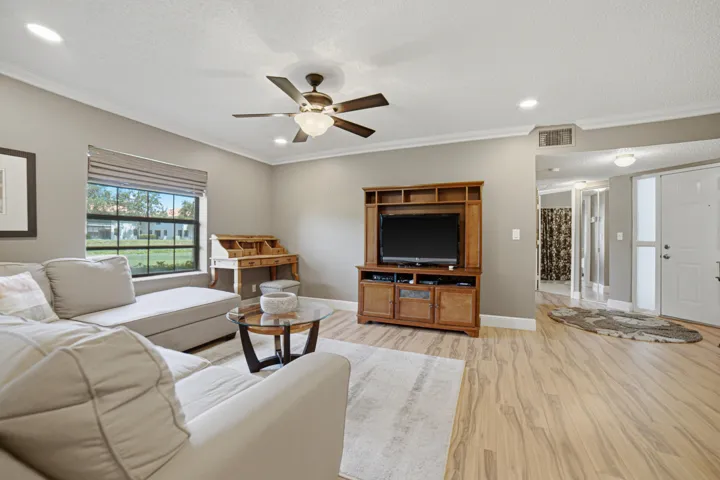Livingroom-D
