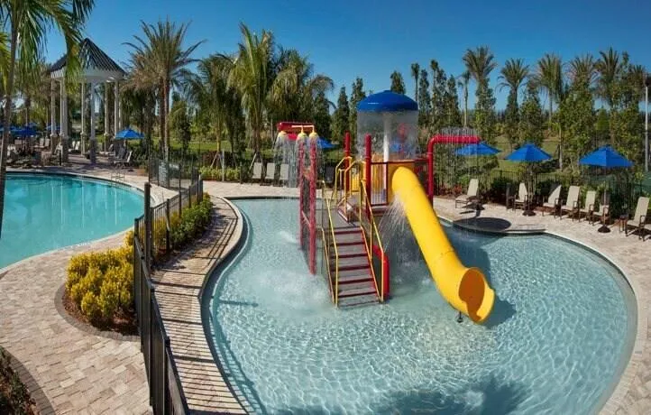 Mira Lago Waterpark Michael Longo Parkla