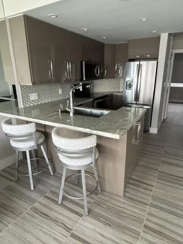 BEAUTIFUL OPEN CONCEPT