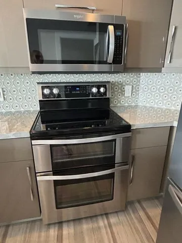 BUILT IN MICROWAVE
