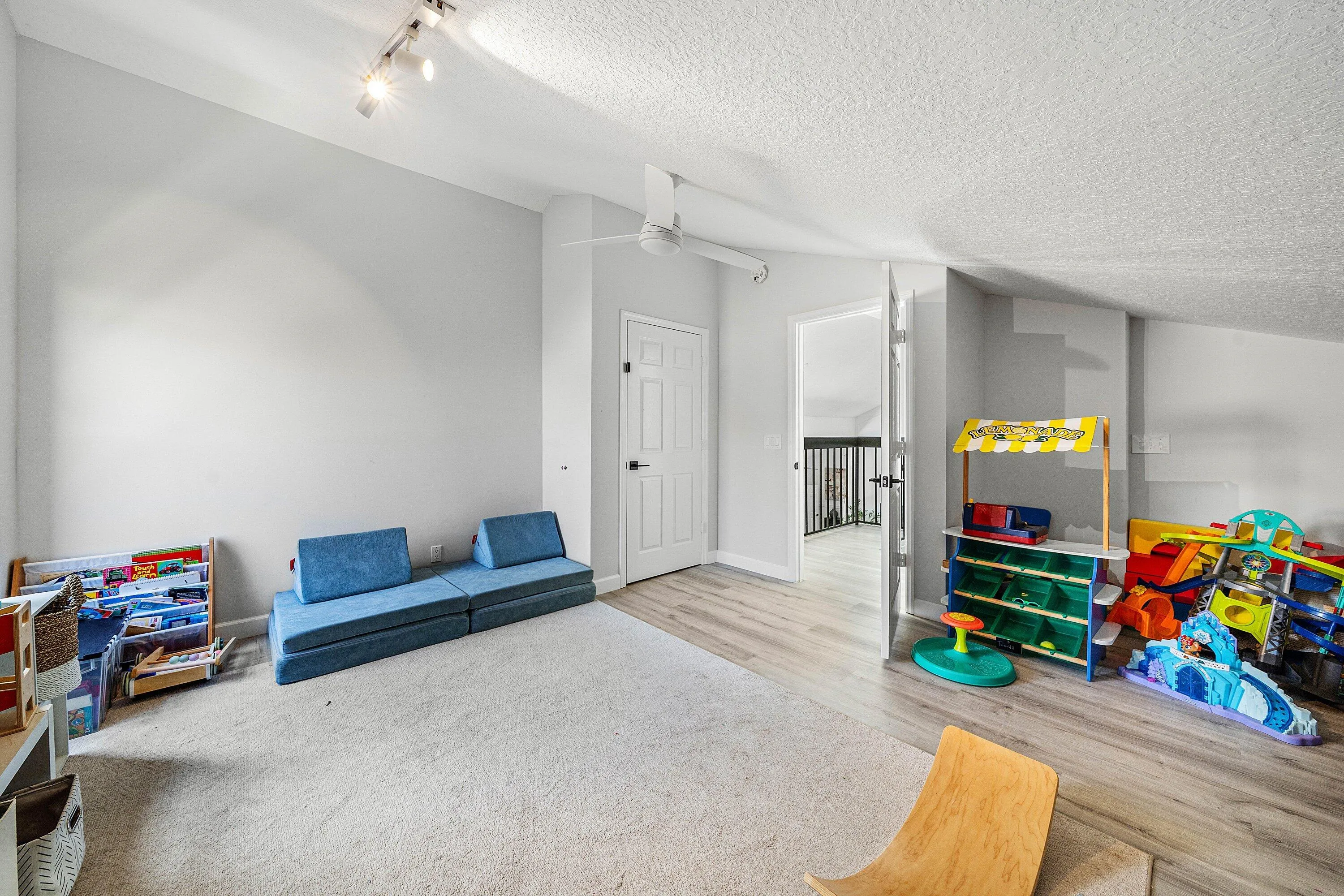 Guest Bedroom 6