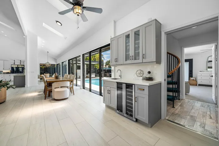 Wet Bar