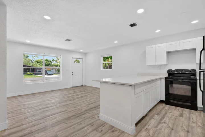 Kitchen/living