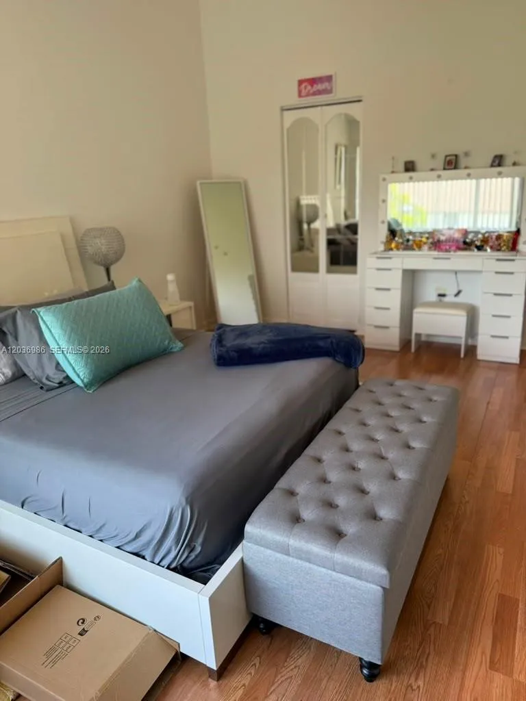 Property photo 135