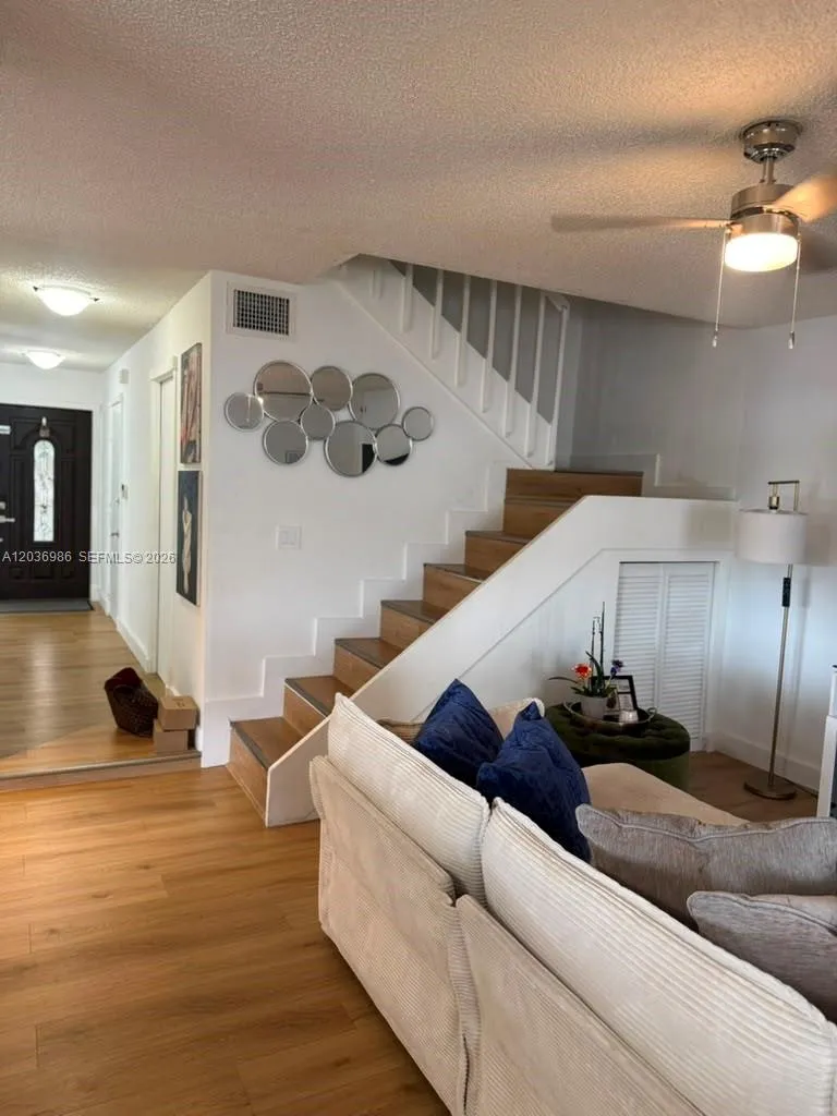 Property photo 95