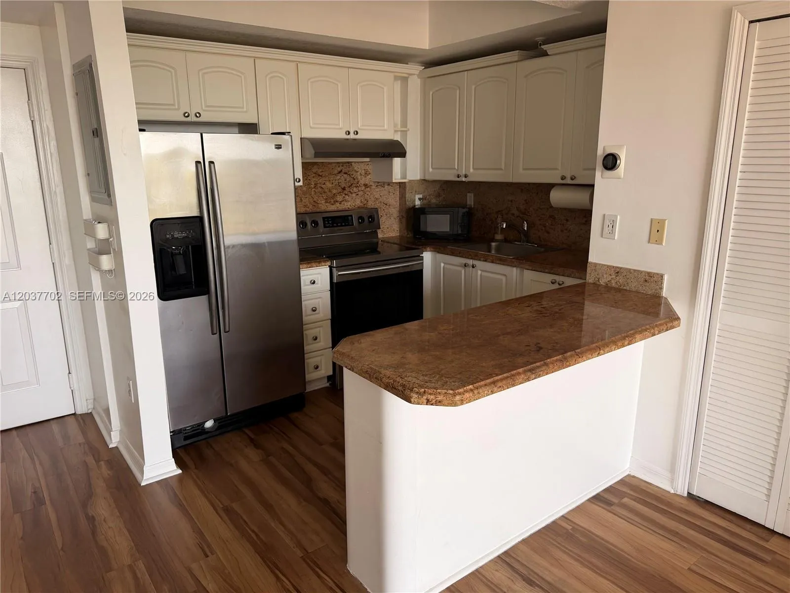 Property photo 12