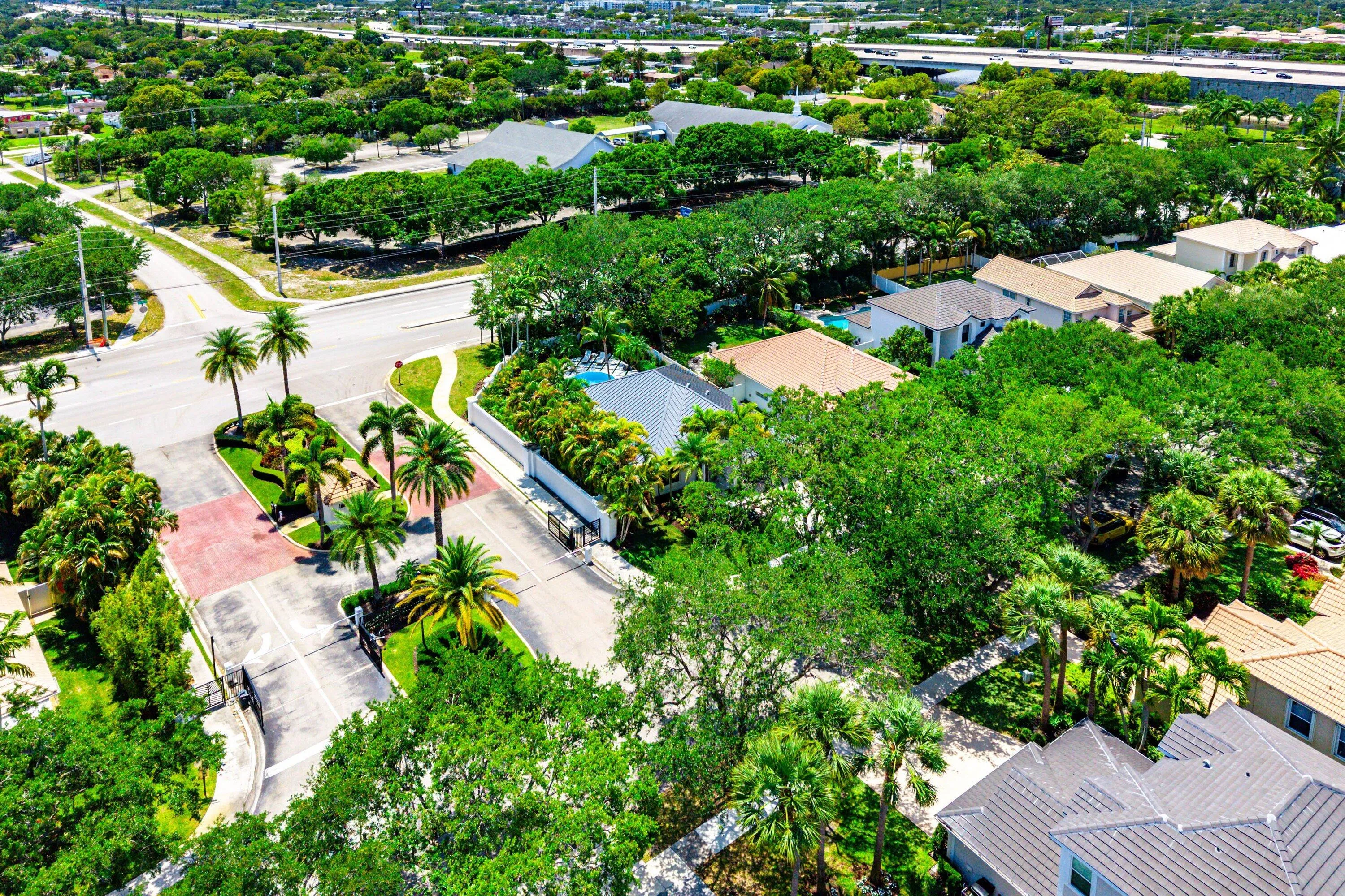 067-1210DelrayLakesDrive-DelrayBeach-FL-