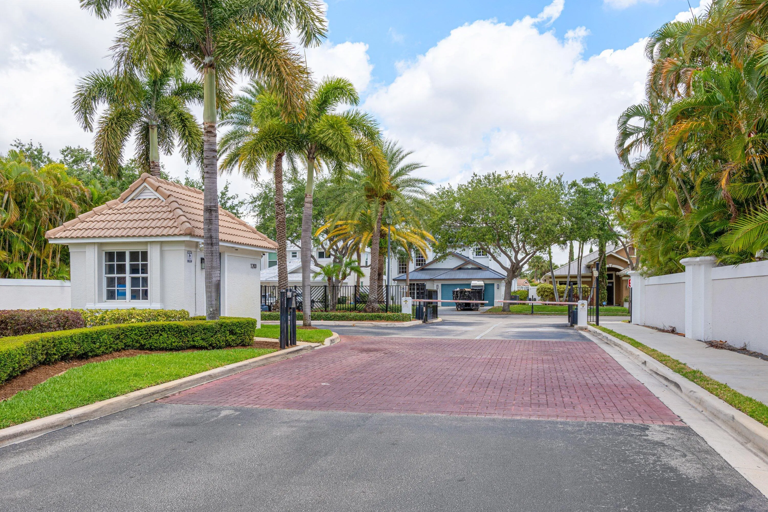 096-1210DelrayLakesDrive-DelrayBeach-FL-