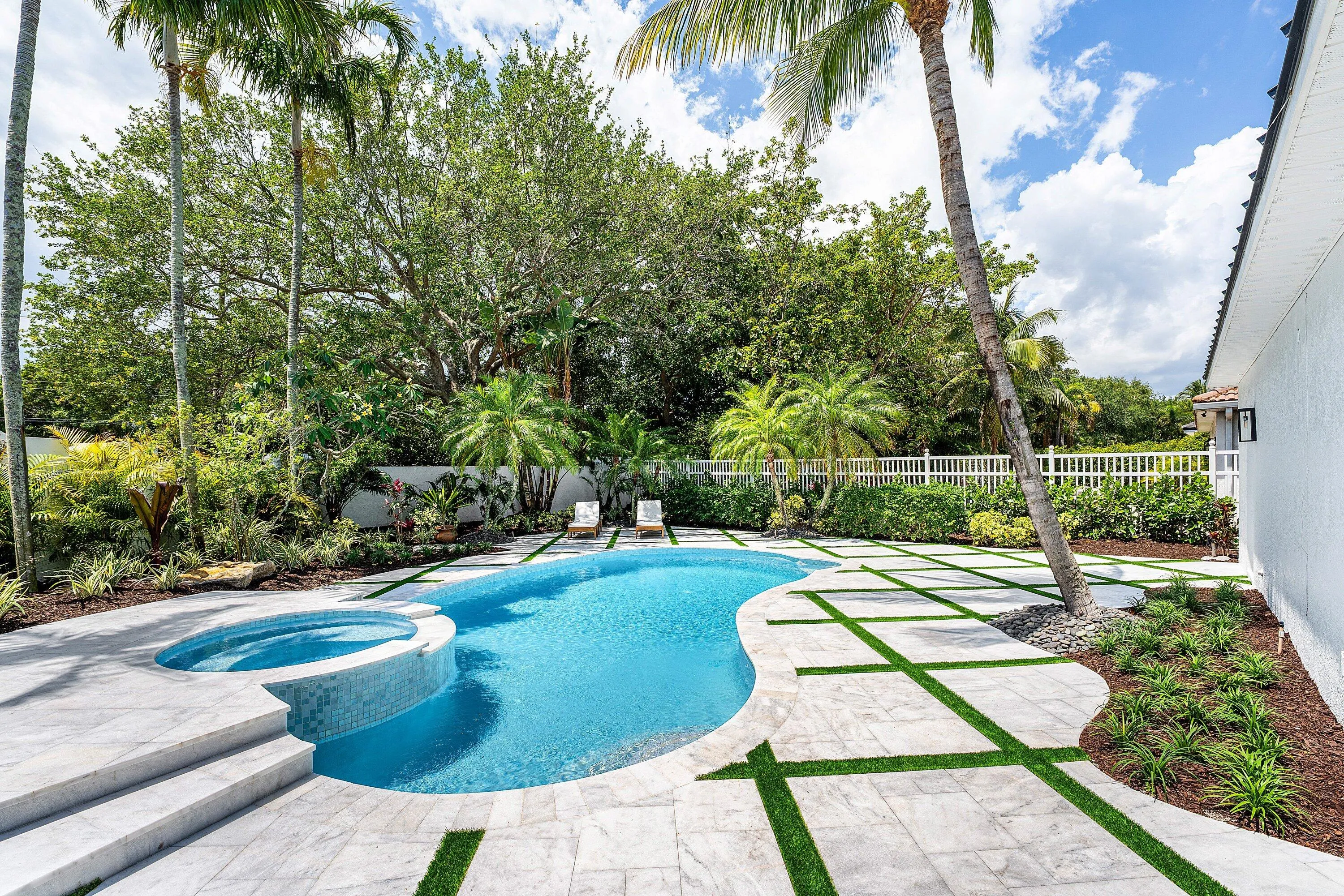 049-1210DelrayLakesDrive-DelrayBeach-FL-