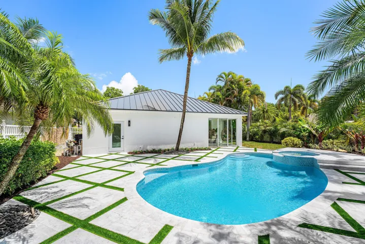 052-1210DelrayLakesDrive-DelrayBeach-FL-