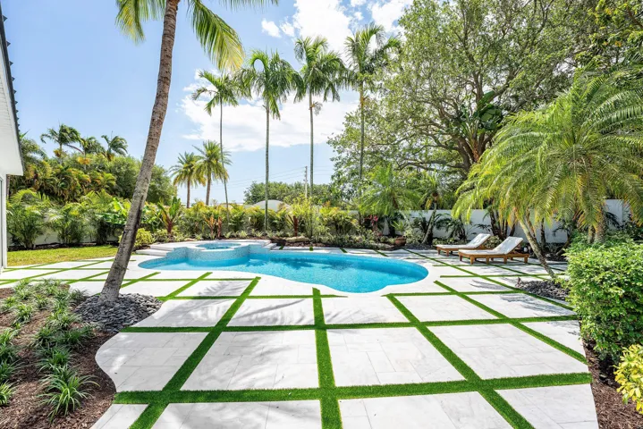 050-1210DelrayLakesDrive-DelrayBeach-FL-