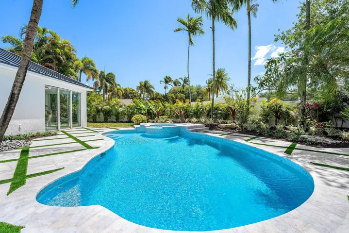055-1210DelrayLakesDrive-DelrayBeach-FL-