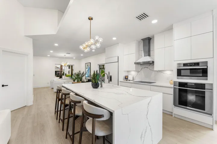 024-1210DelrayLakesDrive-DelrayBeach-FL-