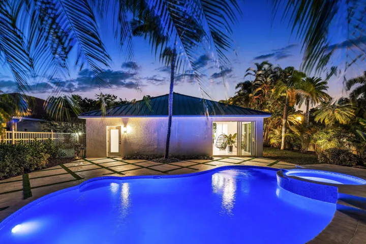 083-1210DelrayLakesDrive-DelrayBeach-FL-