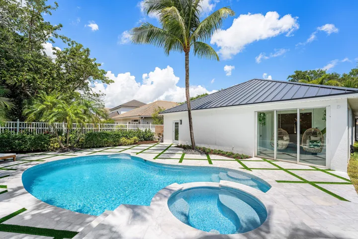 048-1210DelrayLakesDrive-DelrayBeach-FL-