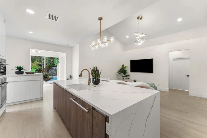 022-1210DelrayLakesDrive-DelrayBeach-FL-