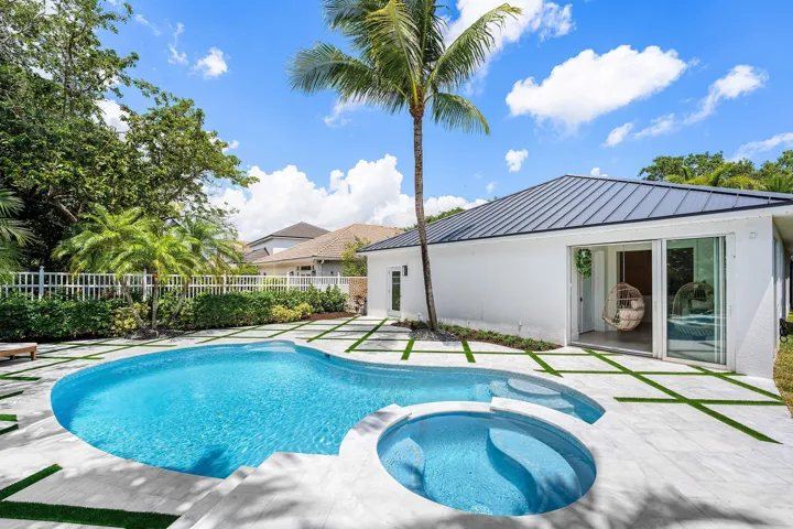 047-1210DelrayLakesDrive-DelrayBeach-FL-
