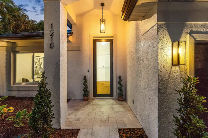 076-1210DelrayLakesDrive-DelrayBeach-FL-