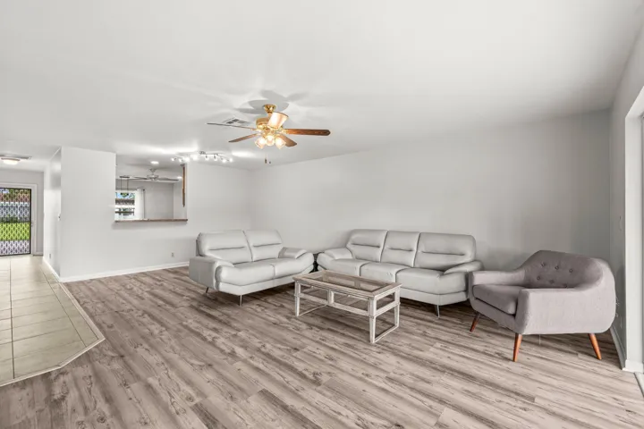 017-5074PrivetPlace-B-DelrayBeach-FL-334