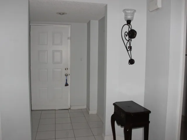 FOYER ENTRANCE