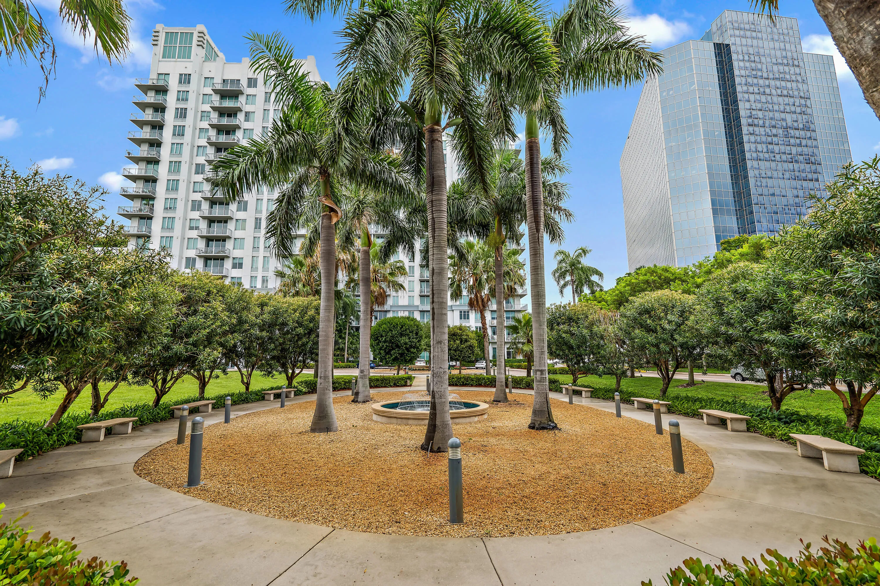 002-300SAustralianAve-WestPalmBeach-FL-f