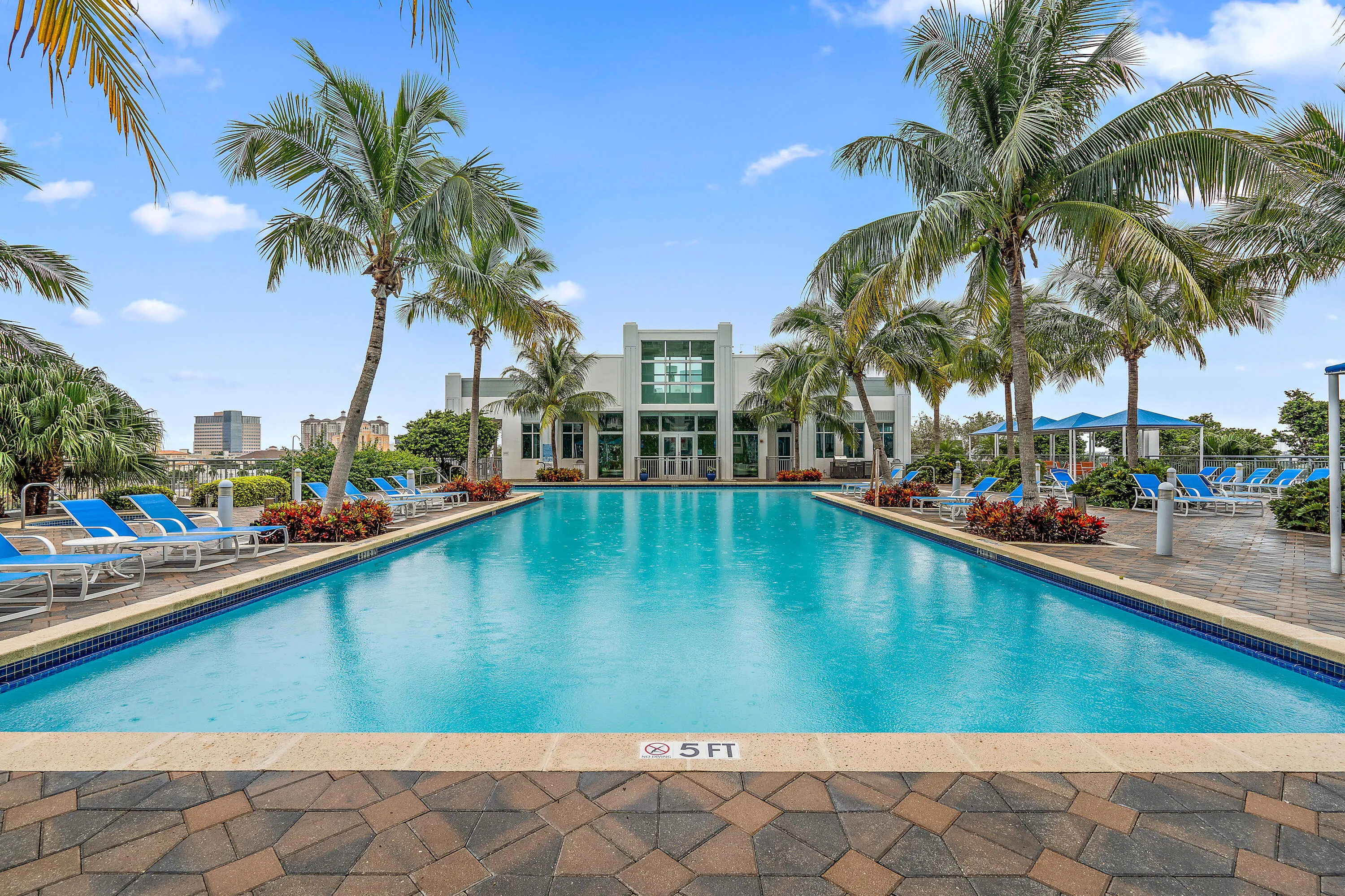 012-300SAustralianAve-WestPalmBeach-FL-f