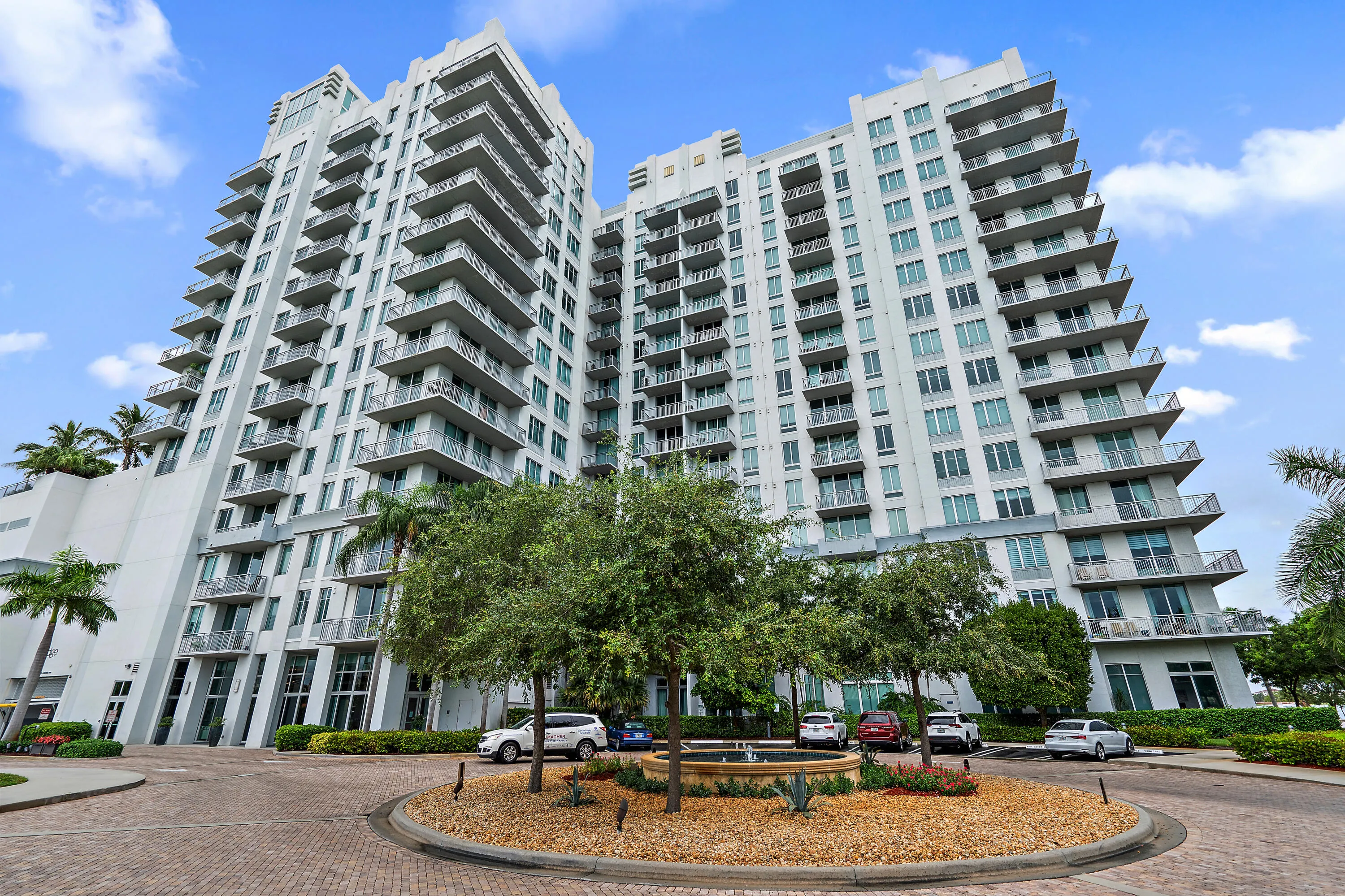 001-300SAustralianAve-WestPalmBeach-FL-f