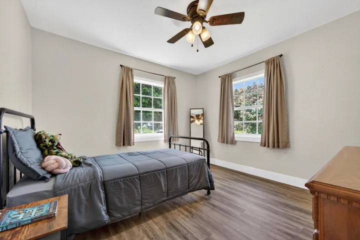 Bedroom #1