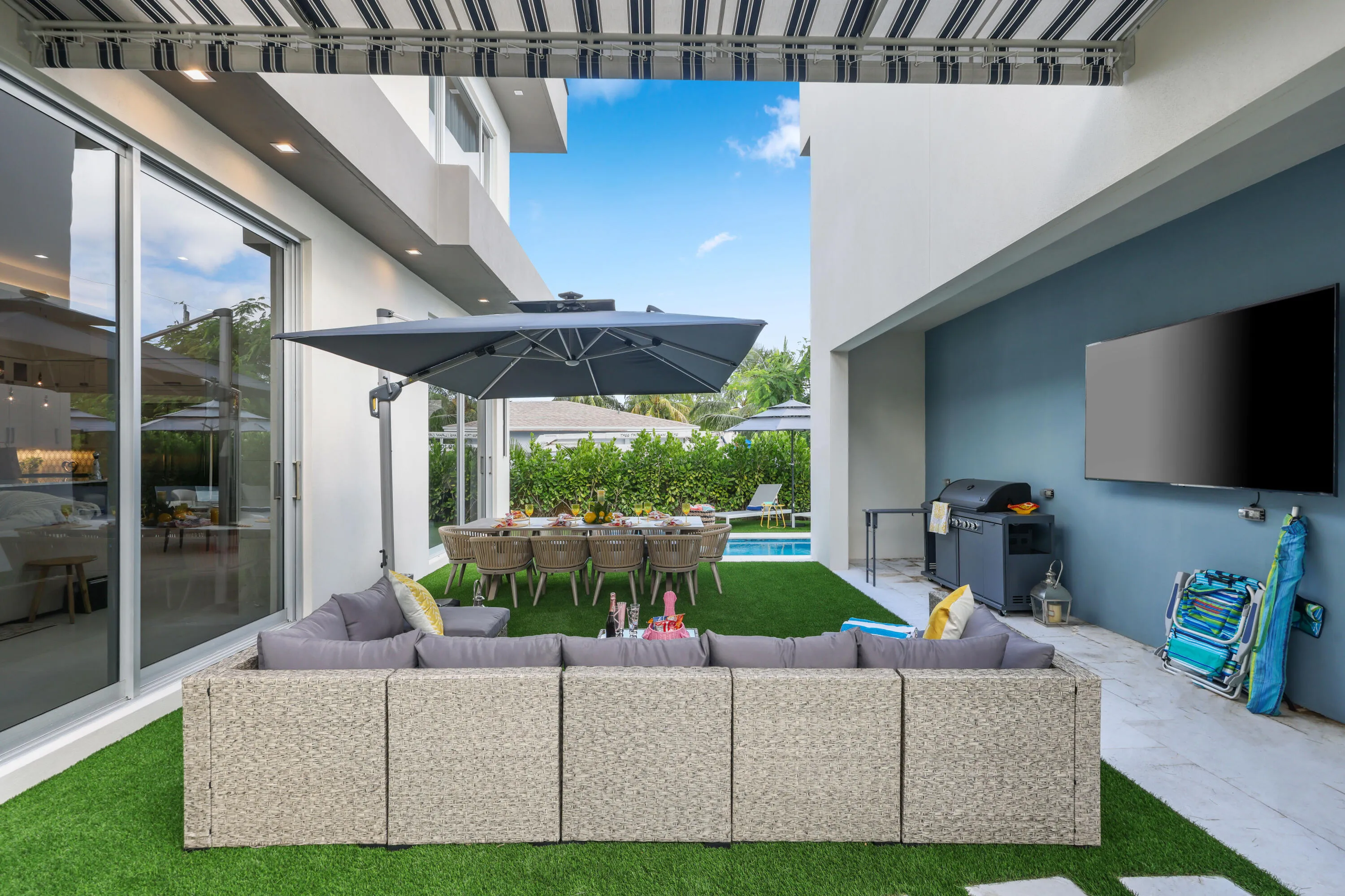 333 South Swinton Ave - 107.jpg-FULL