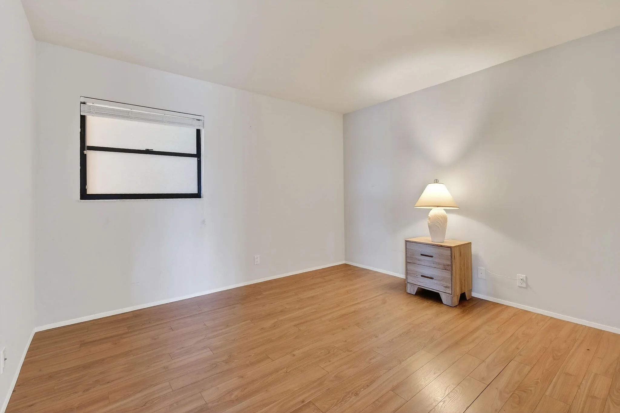 2nd Guest Room