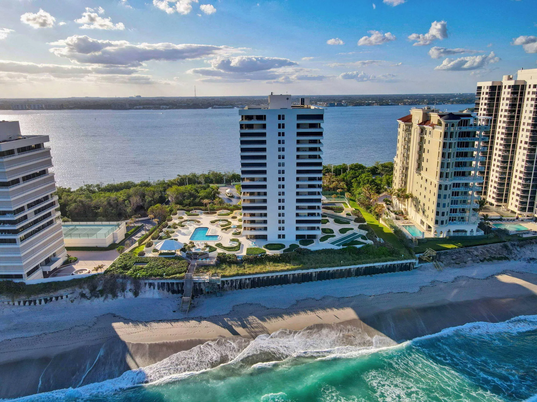 85-web-or-mls-90-print-64_dji_0677_78_79