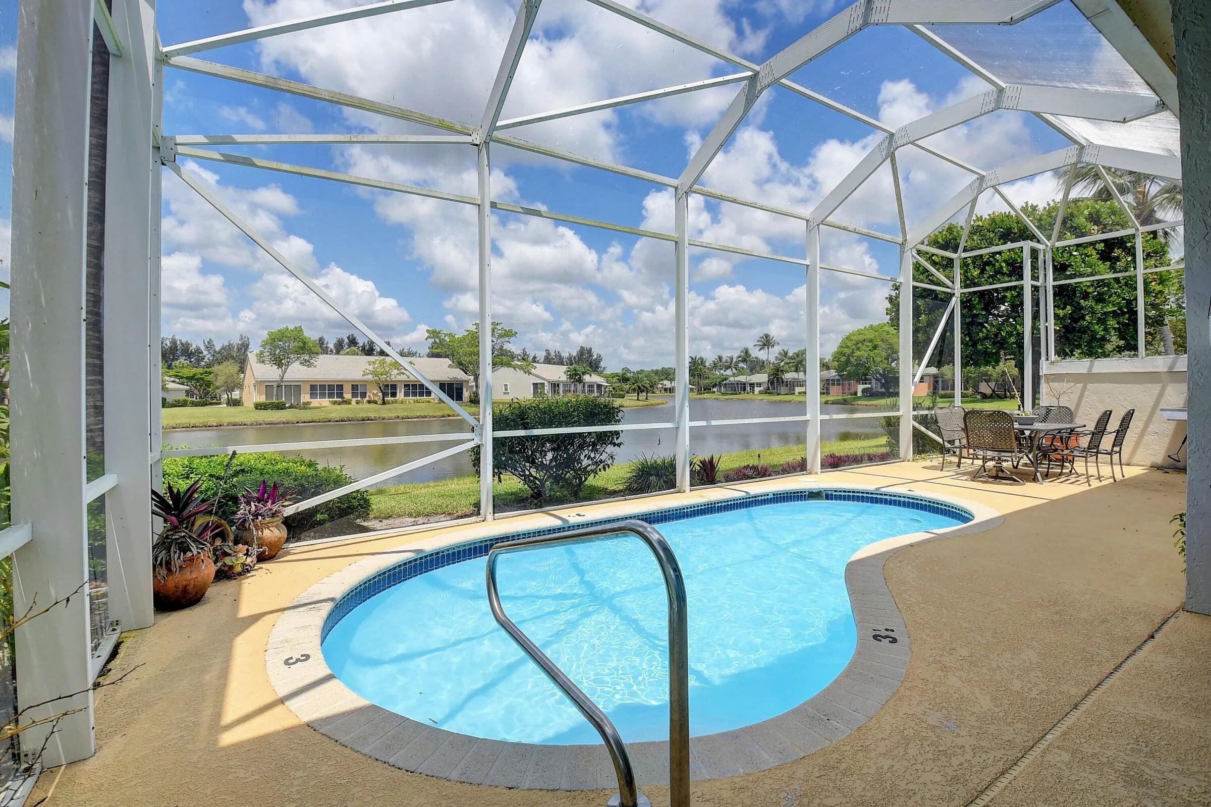 pool view
