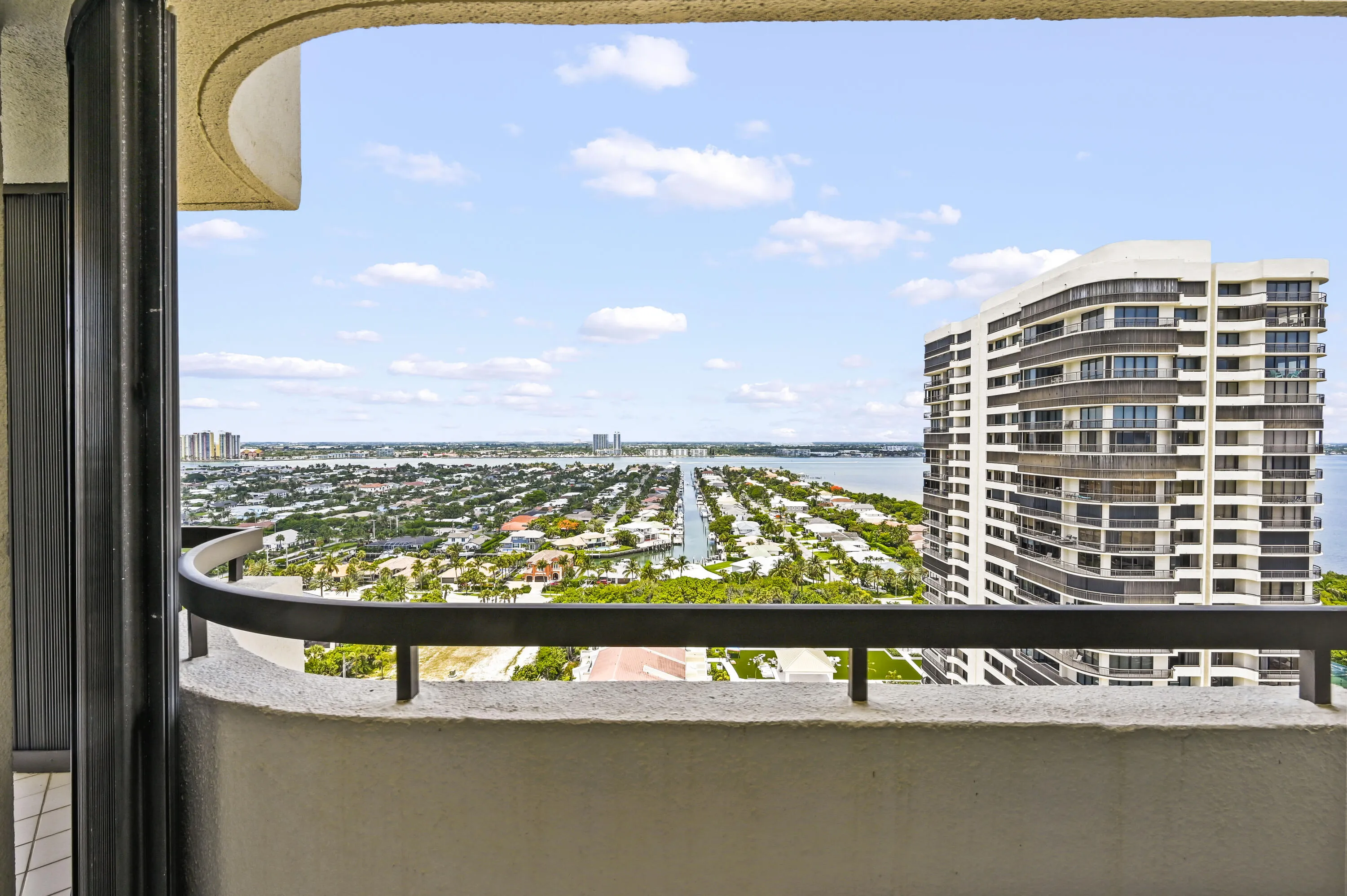 4000 N Ocean Dr APT 2004 Riviera Beach,
