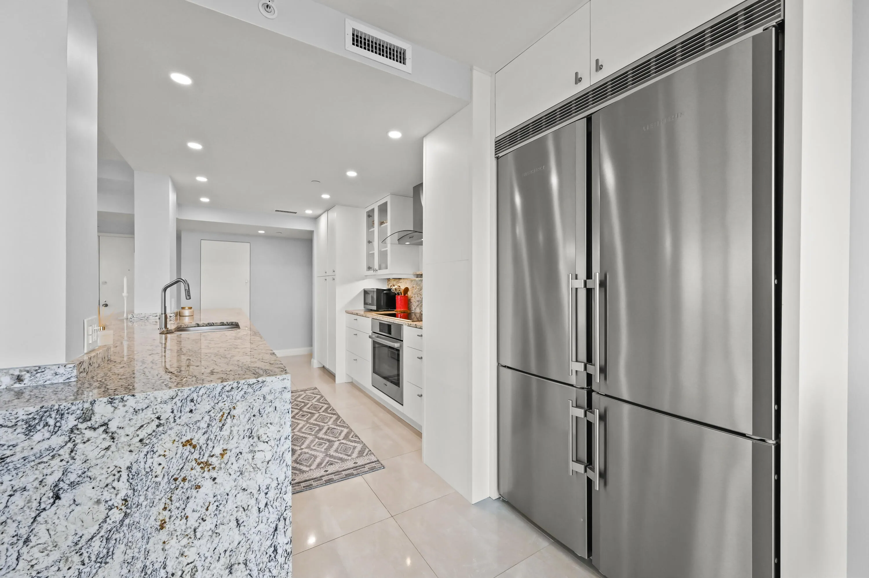 4000 N Ocean Dr APT 2004 Riviera Beach,
